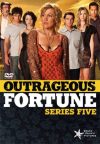 Portada de Outrageous Fortune: Temporada 5